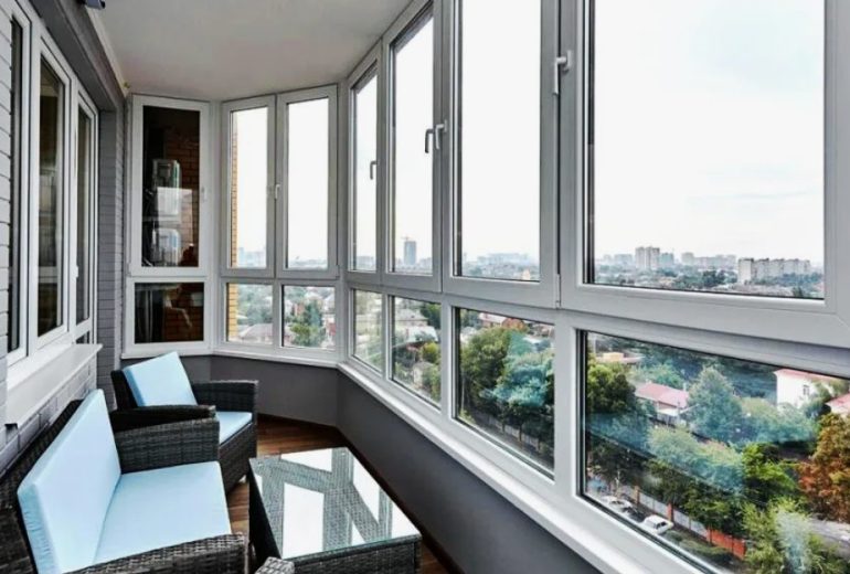 Ошибки при теплом остеклении балкона и как их избежать